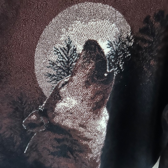 Men's Outback Full Zipper Fleece Jacket w/Full Moon & Wolf Graphics - Picture 3 of 5